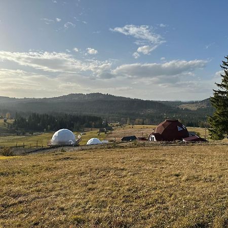 Dorna Iglu Luxury Glamping Resort Dorna Cindrenilor Exterior photo